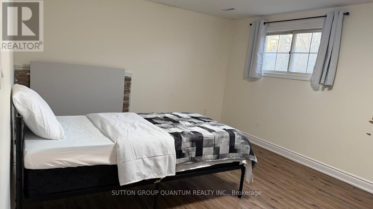 3118 VICTORIA STREET — photo 4