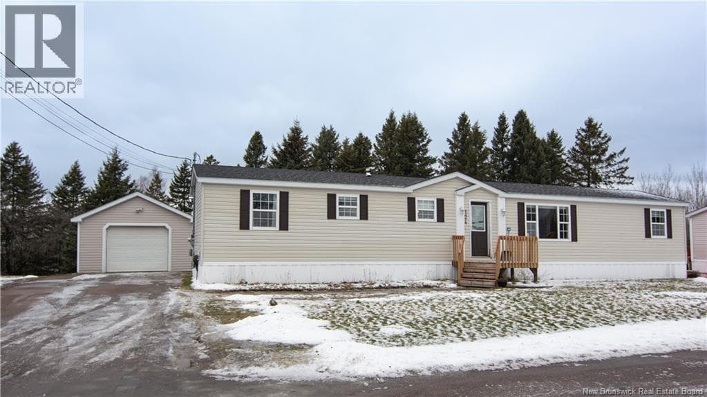 124 NEPISIGUIT DRIVE — photo 4