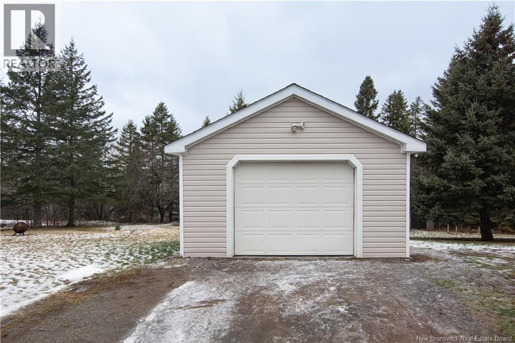 124 NEPISIGUIT DRIVE — photo 3