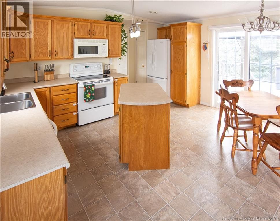 124 NEPISIGUIT DRIVE — photo 2