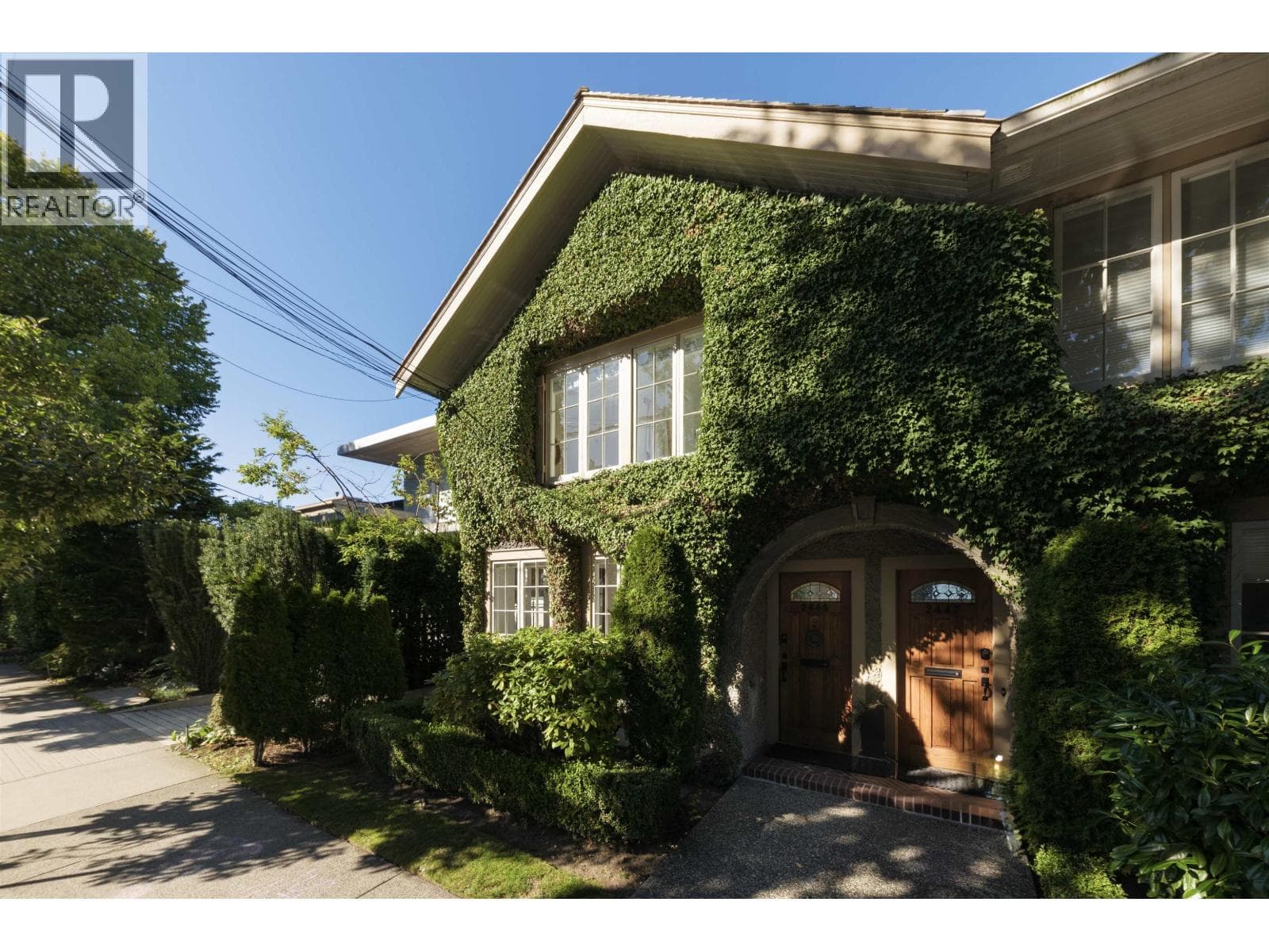 2449 POINT GREY ROAD — photo 4
