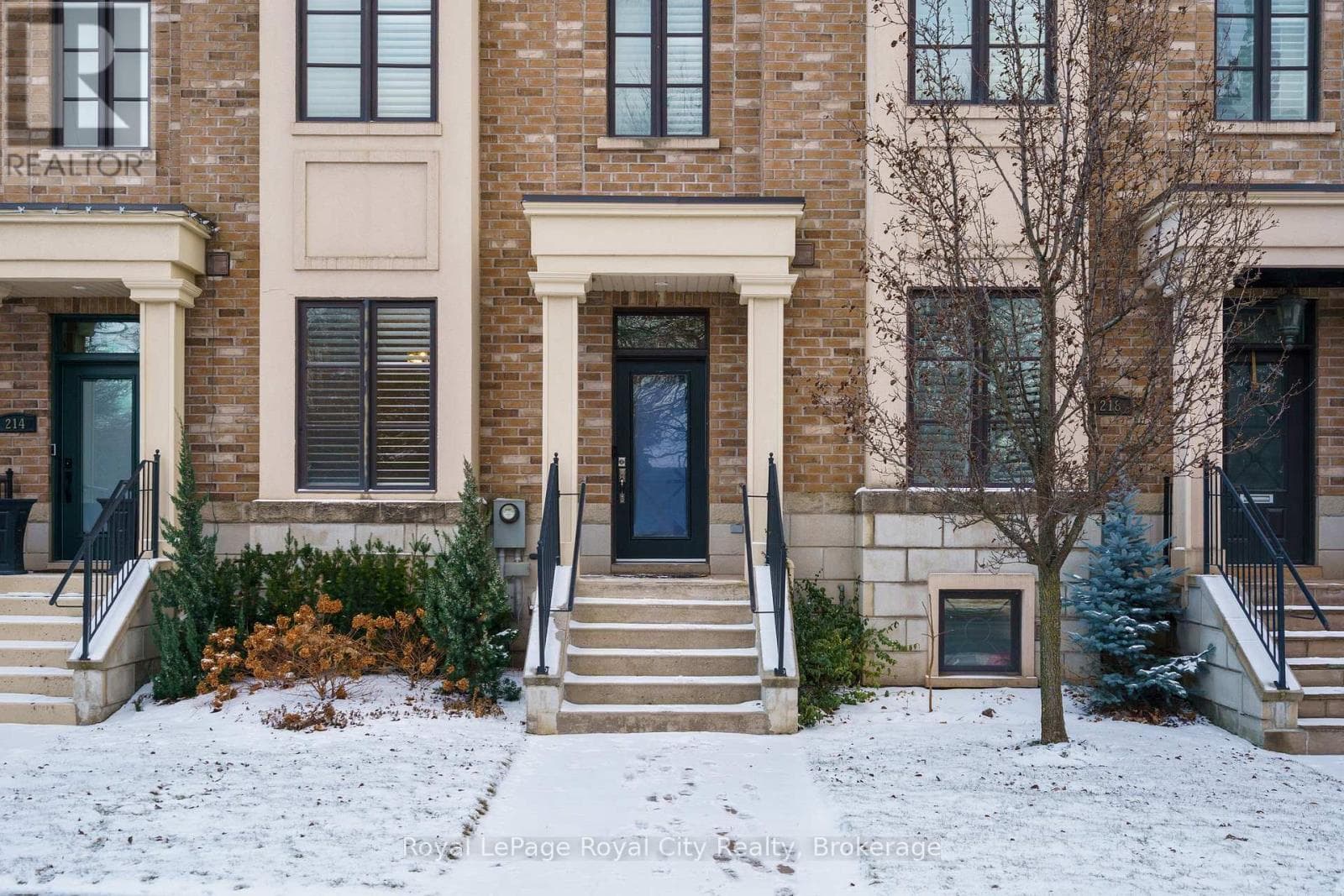 216 REBECCA STREET — photo 3