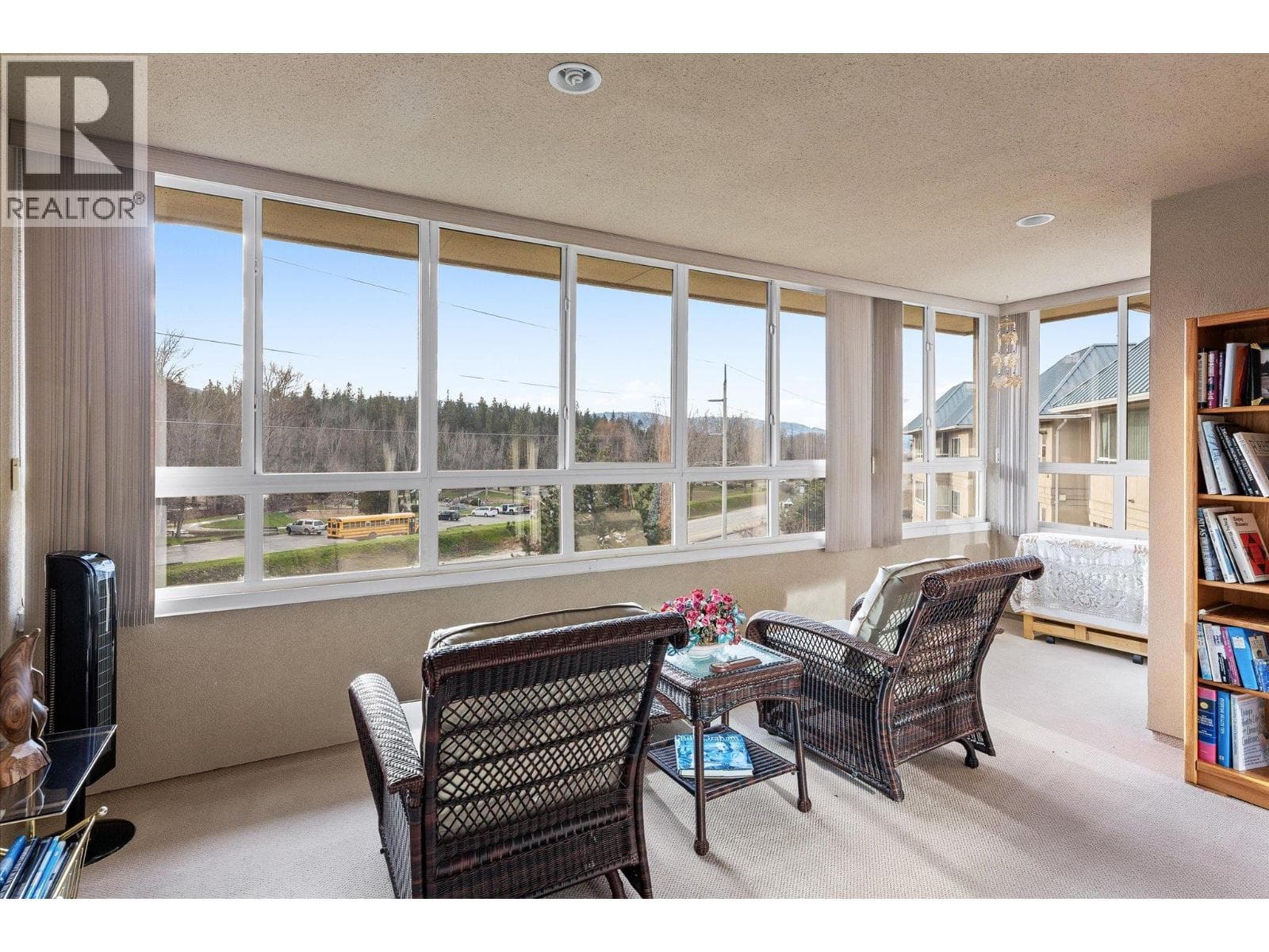 1961 Durnin Road Unit# 408 — photo 3