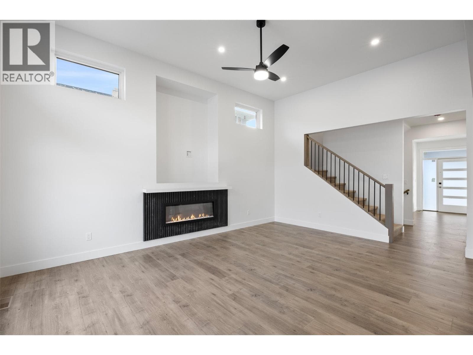 2850 THOMPSON DRIVE — photo 4
