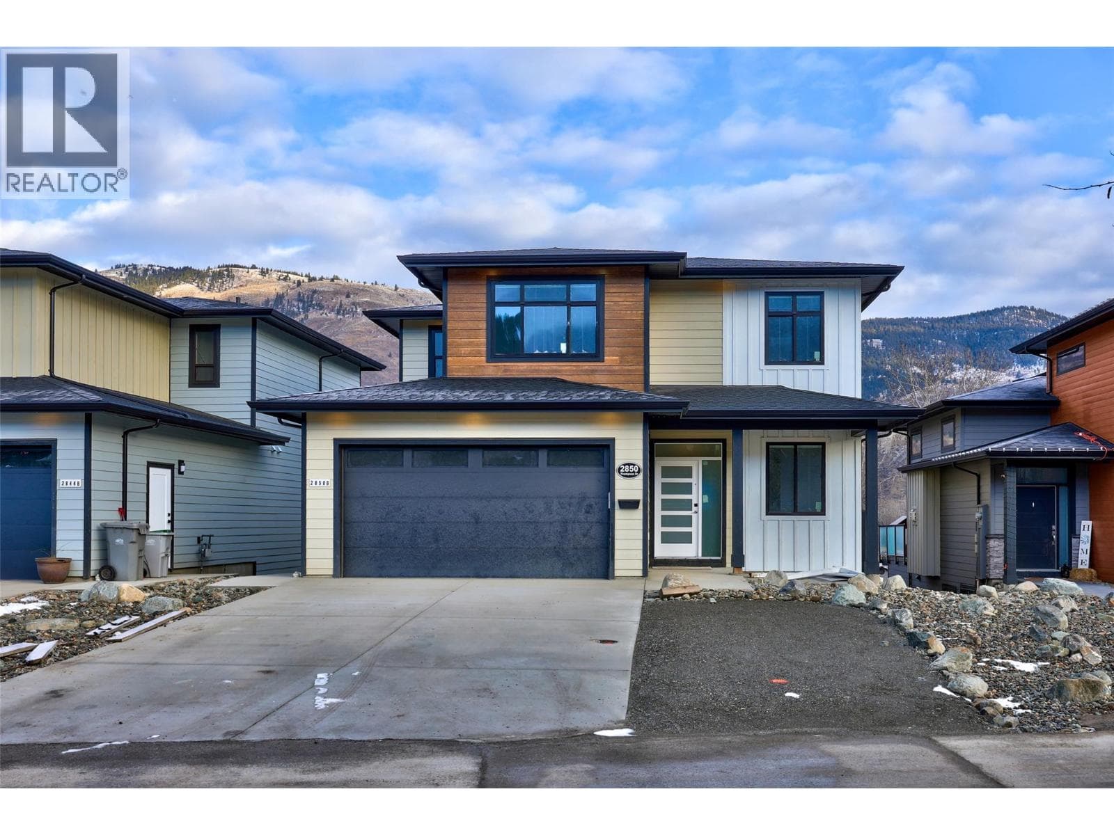 2850 THOMPSON DRIVE — photo 2