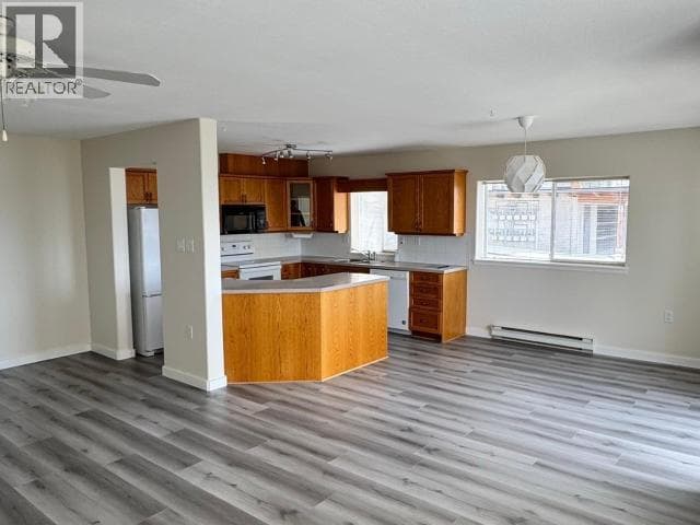 104-6900 BURNABY STREET, Powell River — photo 4