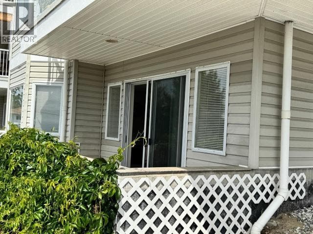 104-6900 BURNABY STREET, Powell River — photo 3