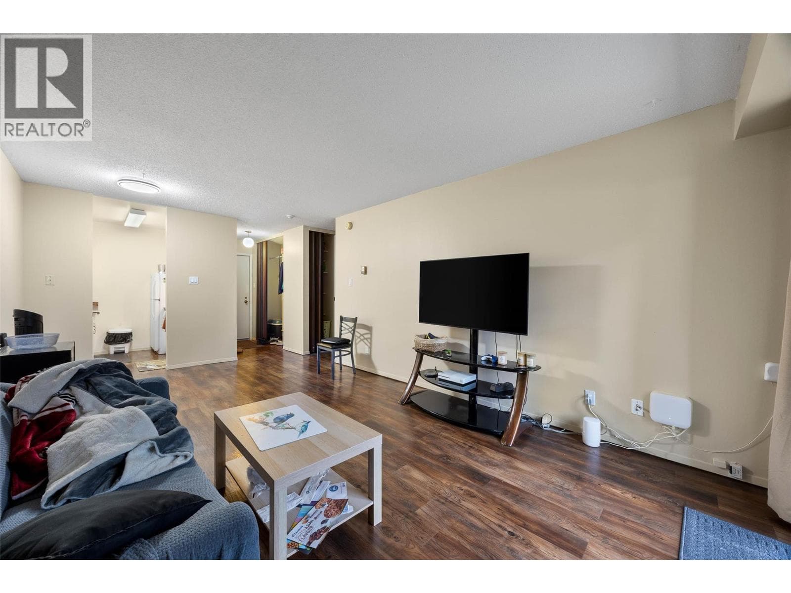 245 Gordonhorn Crescent Unit# 111 — photo 3