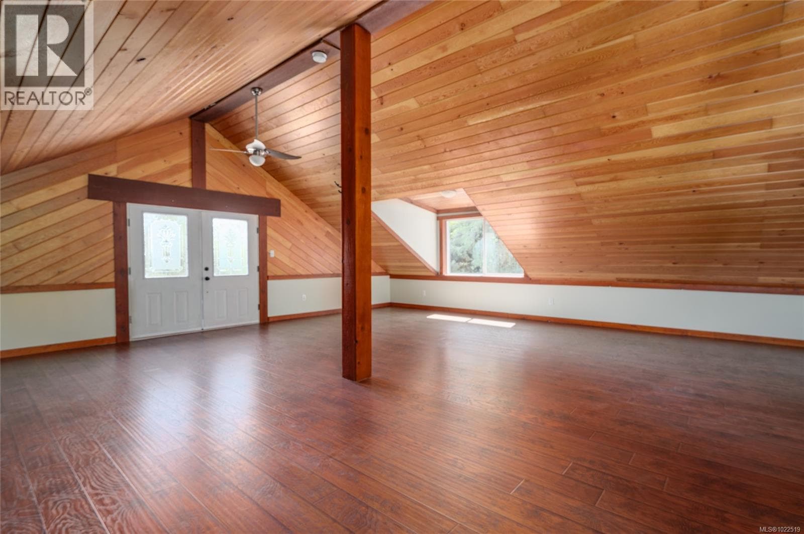 2031 Waring Rd, Vancouver Island — photo 3