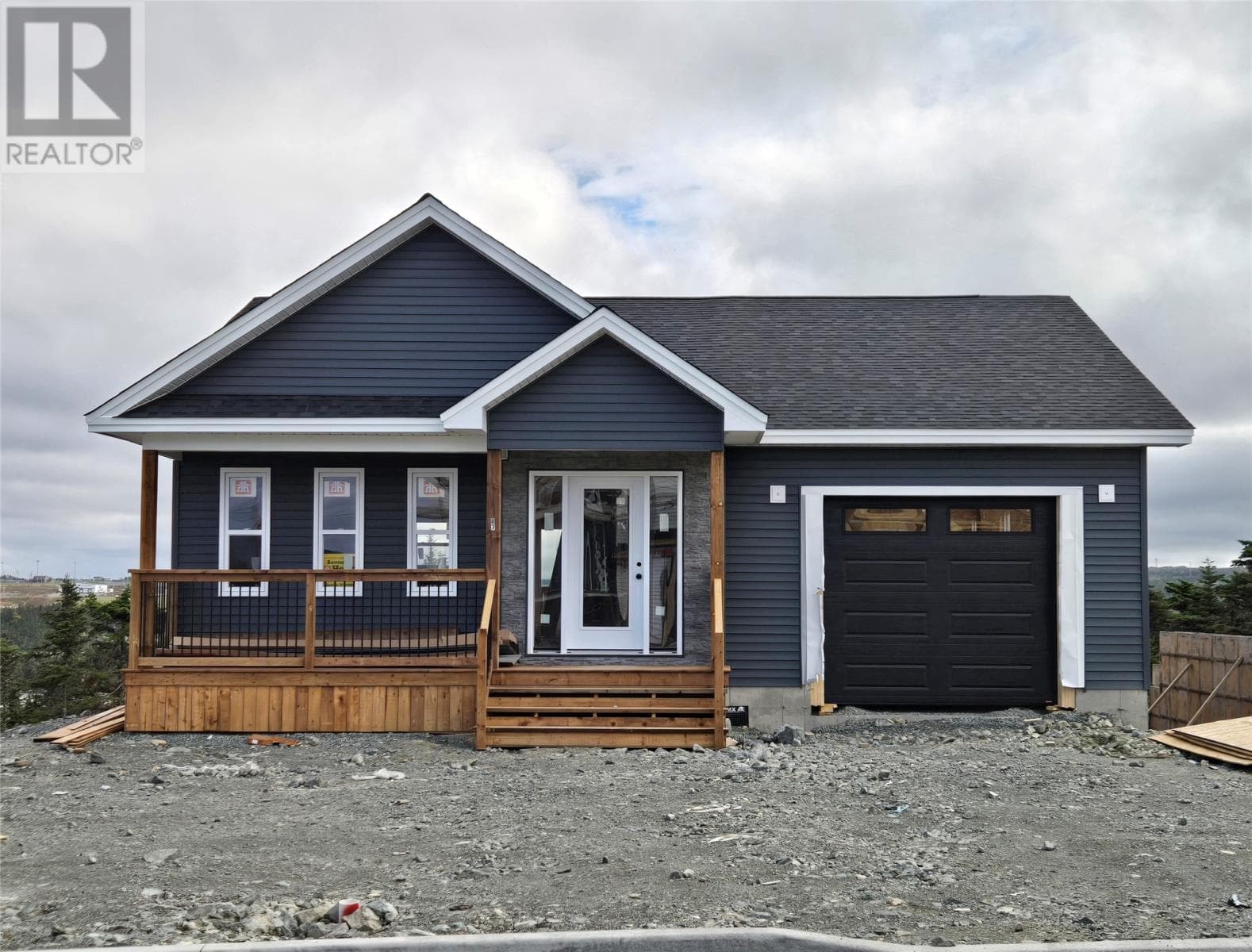 87 TRENTON DRIVE — photo 2