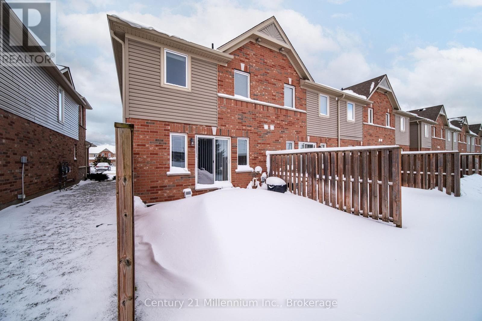 23 - 409 JOSEPH STREET — photo 2