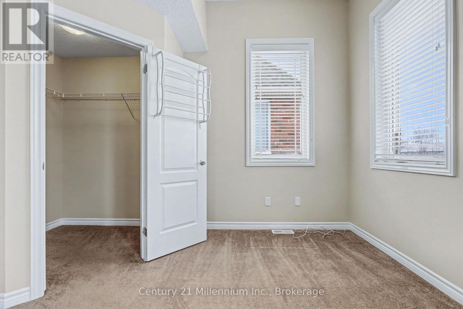 23 - 409 JOSEPH STREET — photo 3