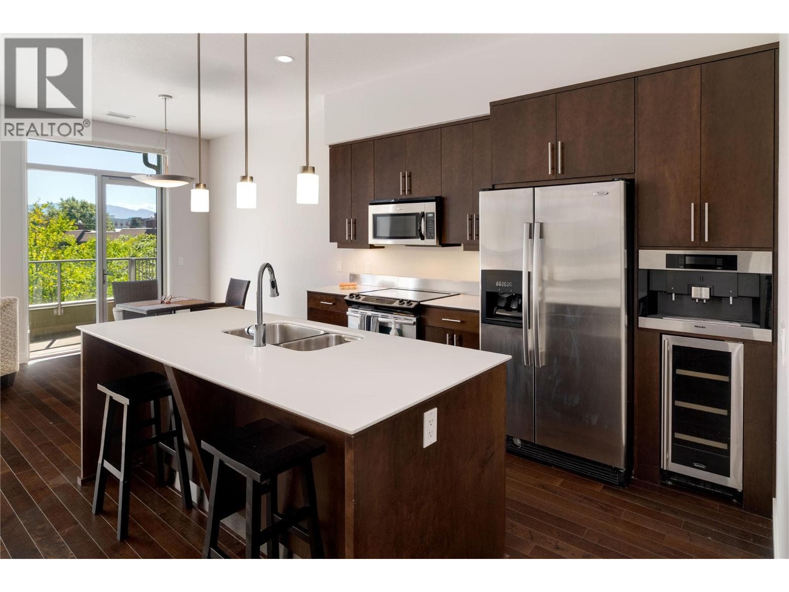 1495 Graham Street Unit# 304, Interior REALTORS® — photo 3