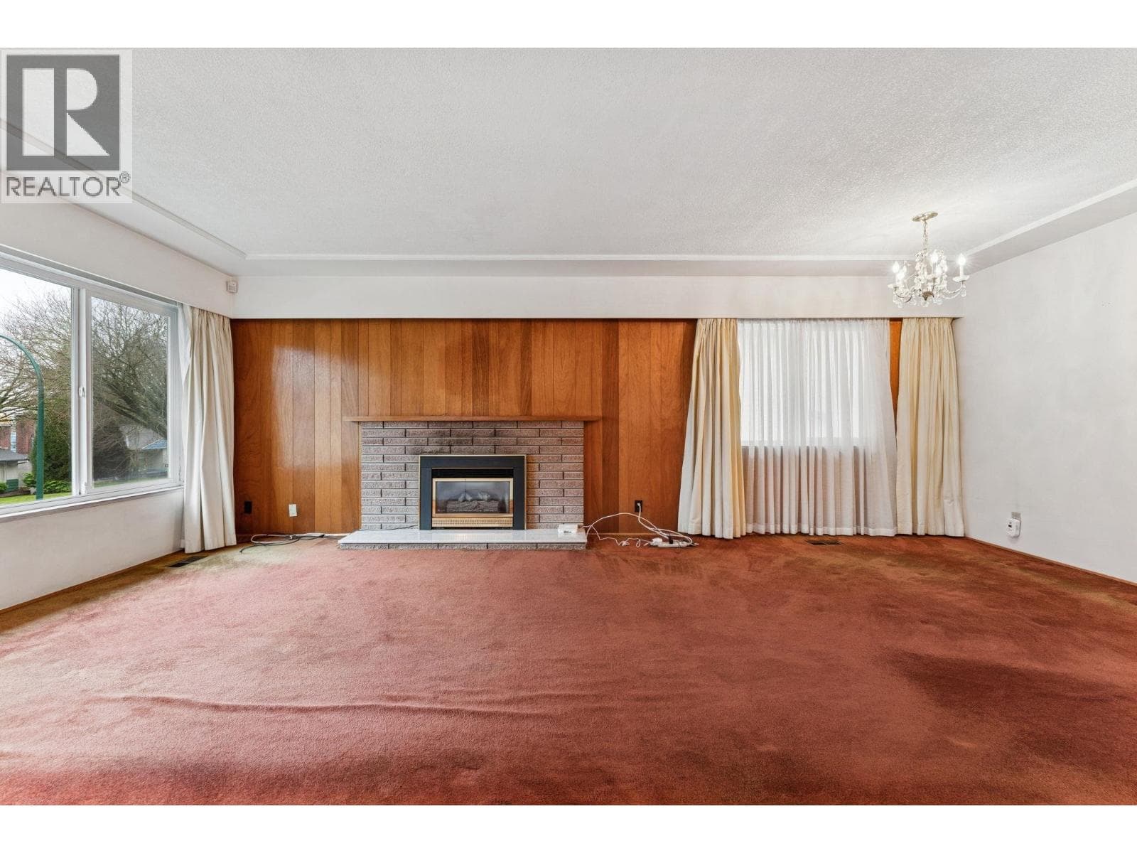 1521 EAST 64TH AVENUE — photo 5