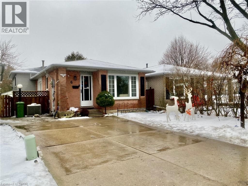 6 ADLER AVENUE in Templemead