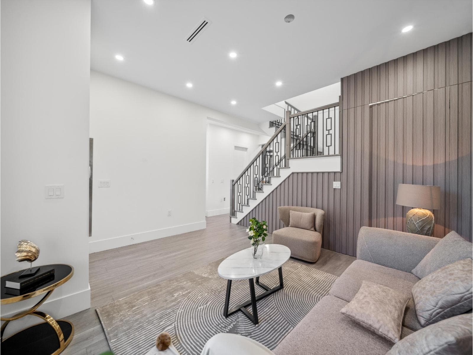 9885 HUCKLEBERRY DRIVE — photo 4