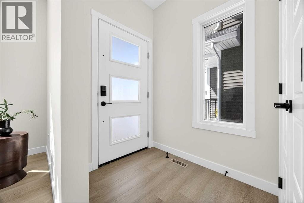 424 Fireside Drive, Calgary — photo 2