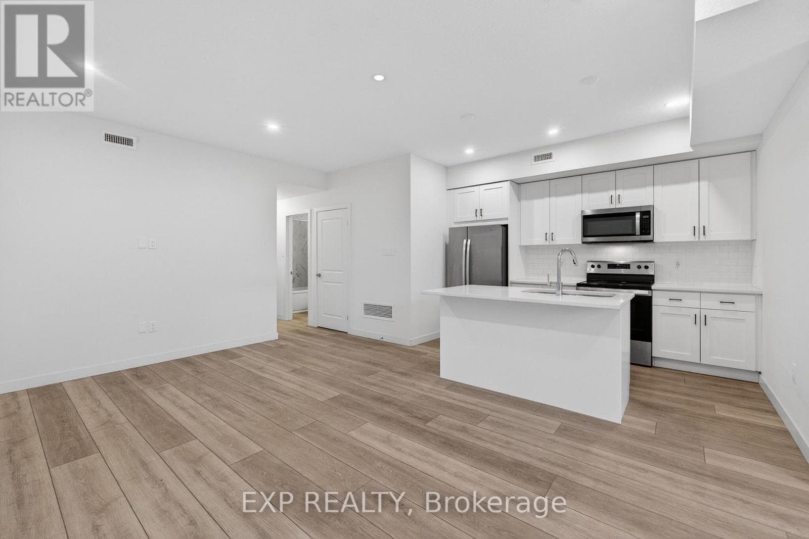 1 - 405 MYERS ROAD — photo 5