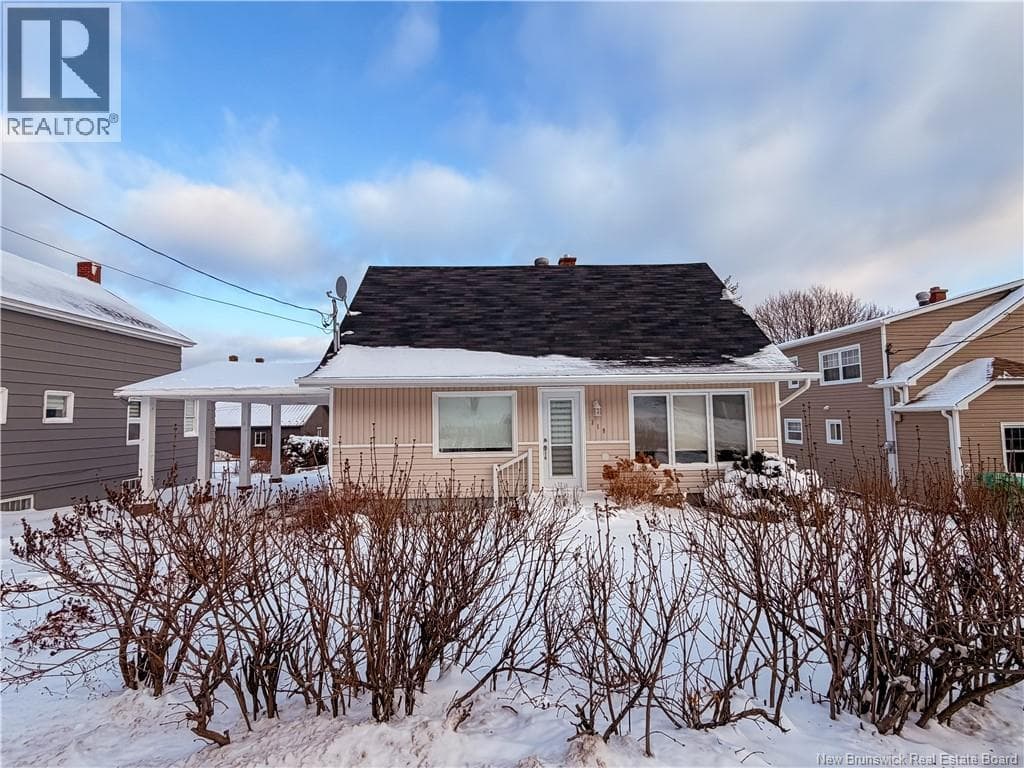 319 GODERICH STREET, New Brunswick — photo 2