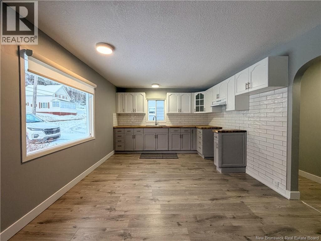 319 GODERICH STREET, New Brunswick — photo 3