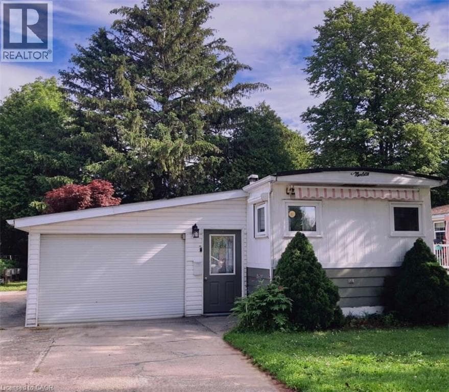 18 SUTTON DRIVE in 
