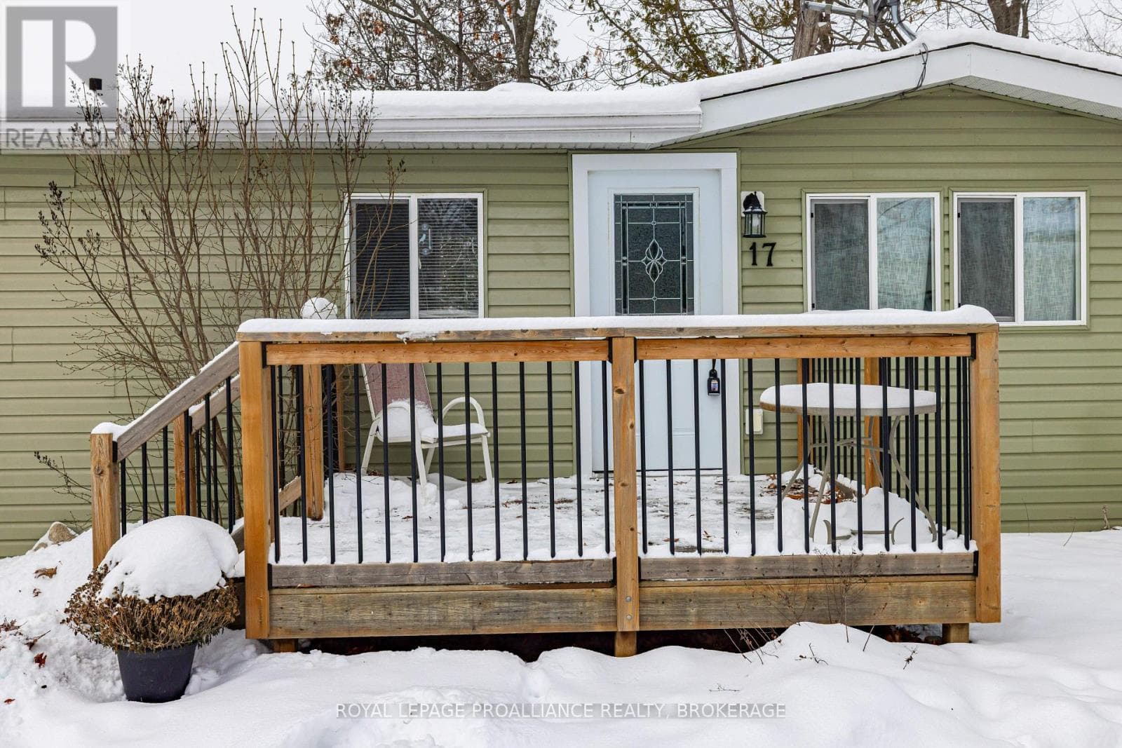 17 - 5569 BATH ROAD — photo 4