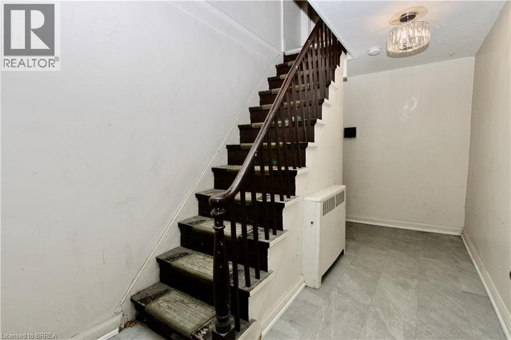 72 KENT Street N Unit# 4 — photo 3
