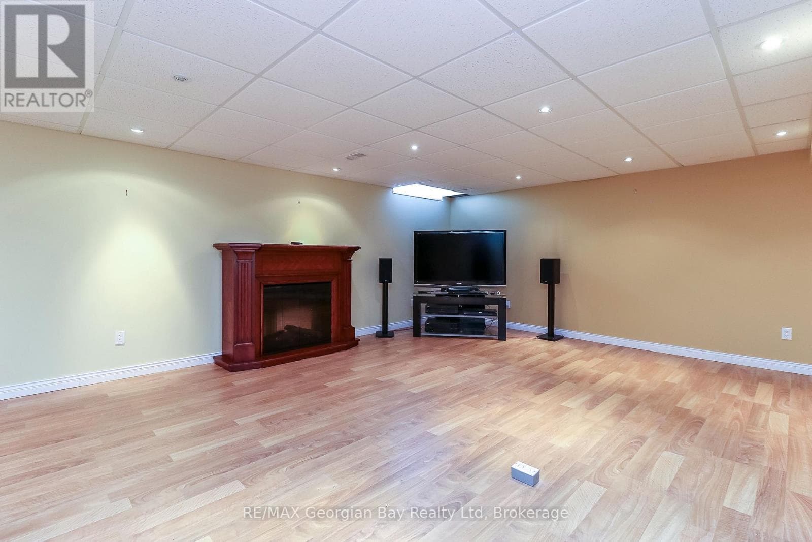 210 WYCLIFFE COVE — photo 4