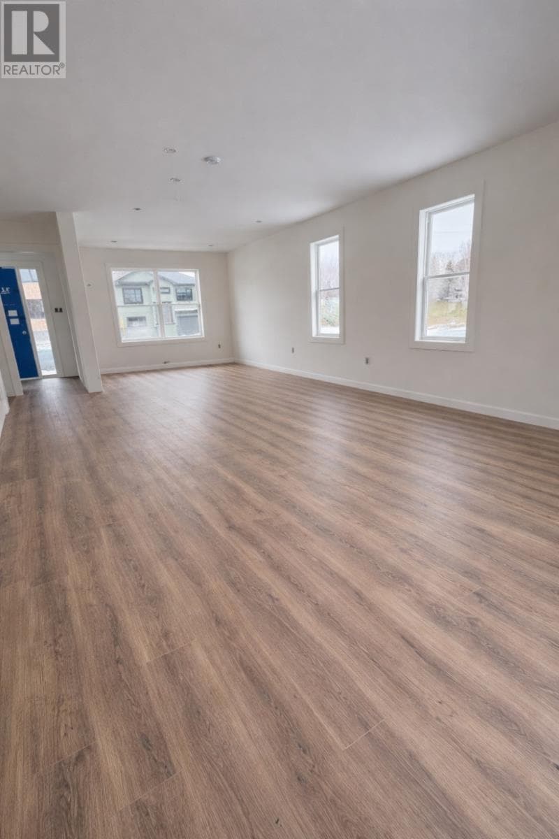 21 Rachel Drive — photo 3