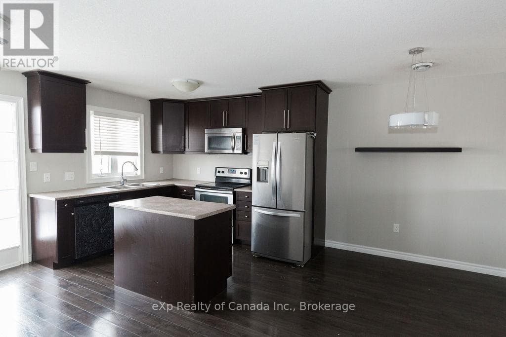 72 - 3320 MEADOWGATE BOULEVARD — photo 5
