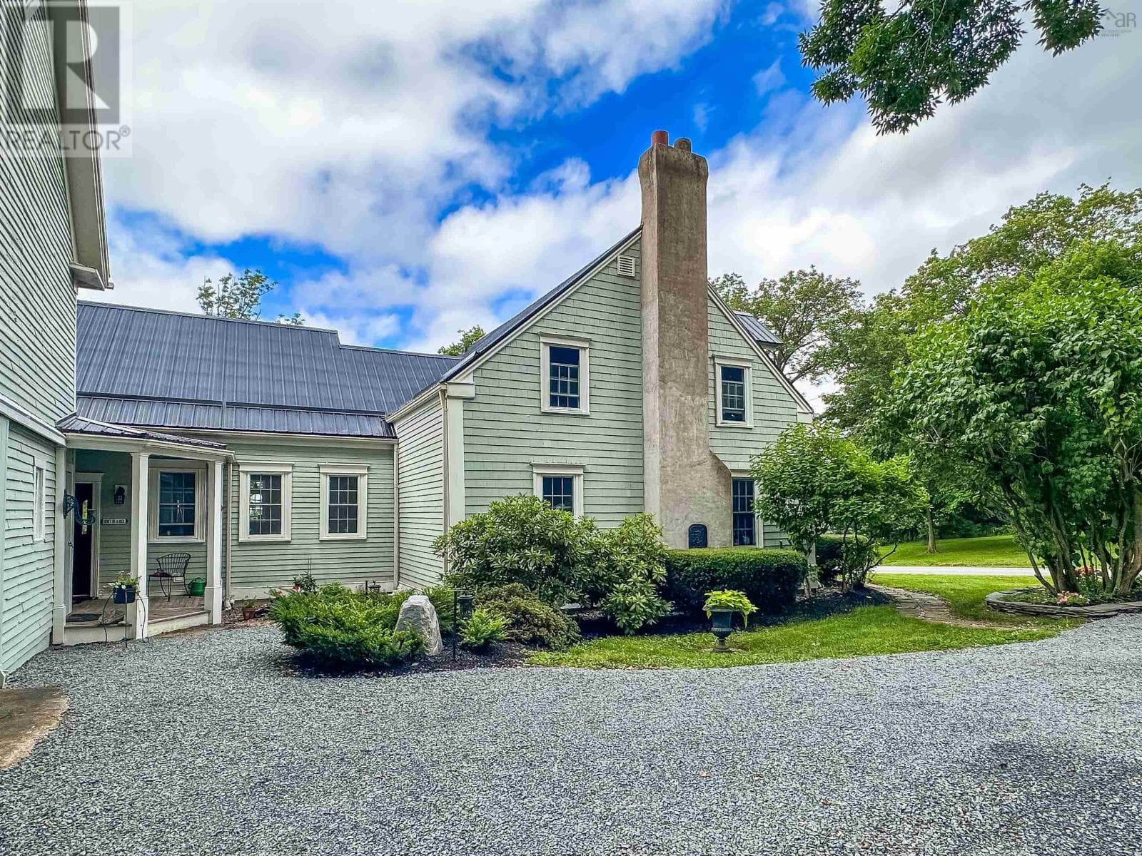 1999 GRAND PRE ROAD — photo 3