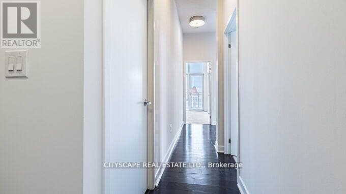 3205 - 360 SQUARE ONE DRIVE in City Center