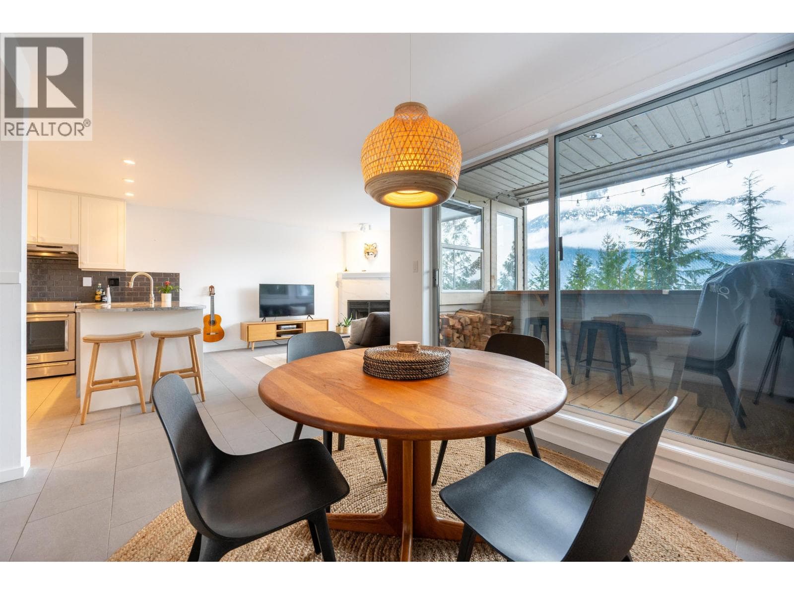 14 2240 GONDOLA WAY — photo 4