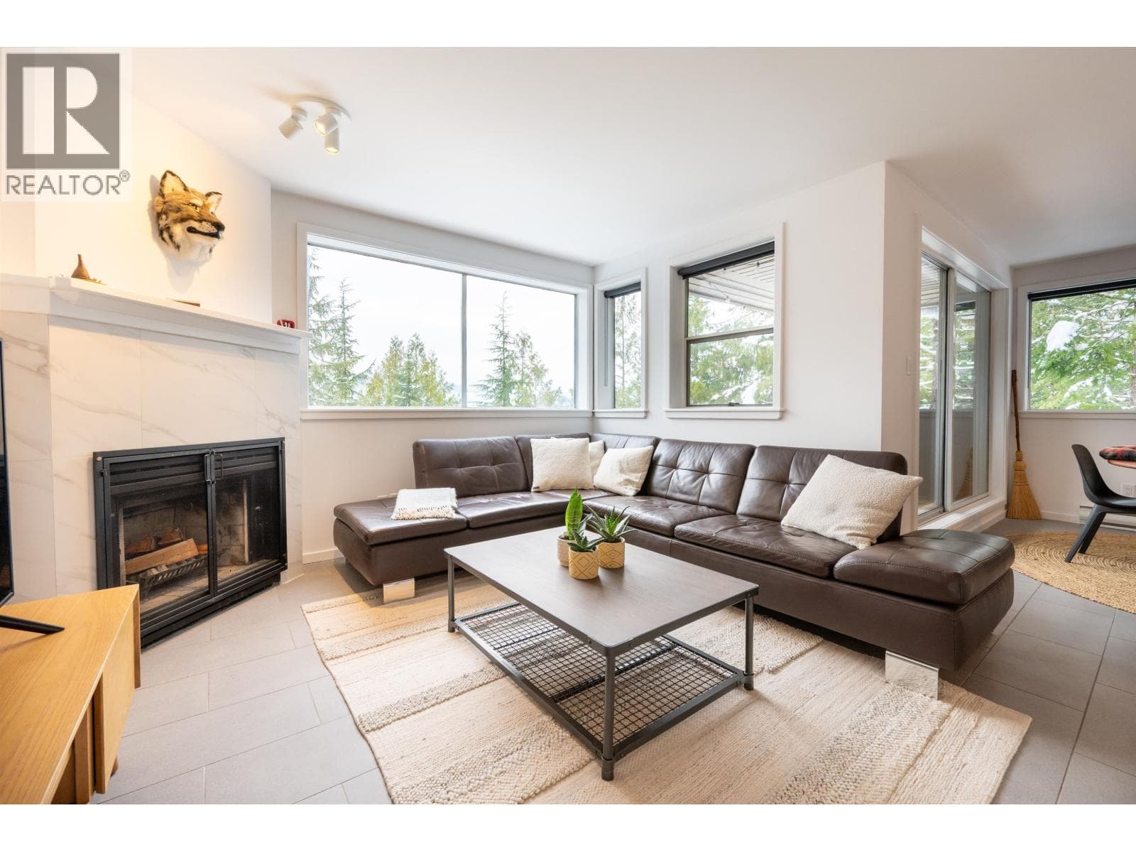 14 2240 GONDOLA WAY — photo 2