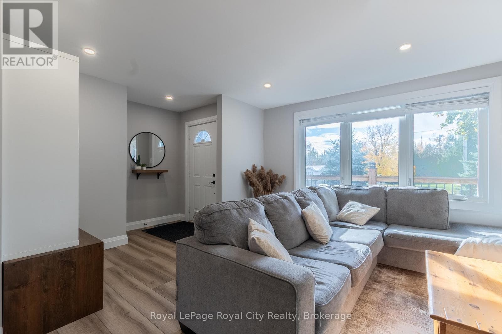 3697 GEORGE JOHNSTON ROAD — photo 4