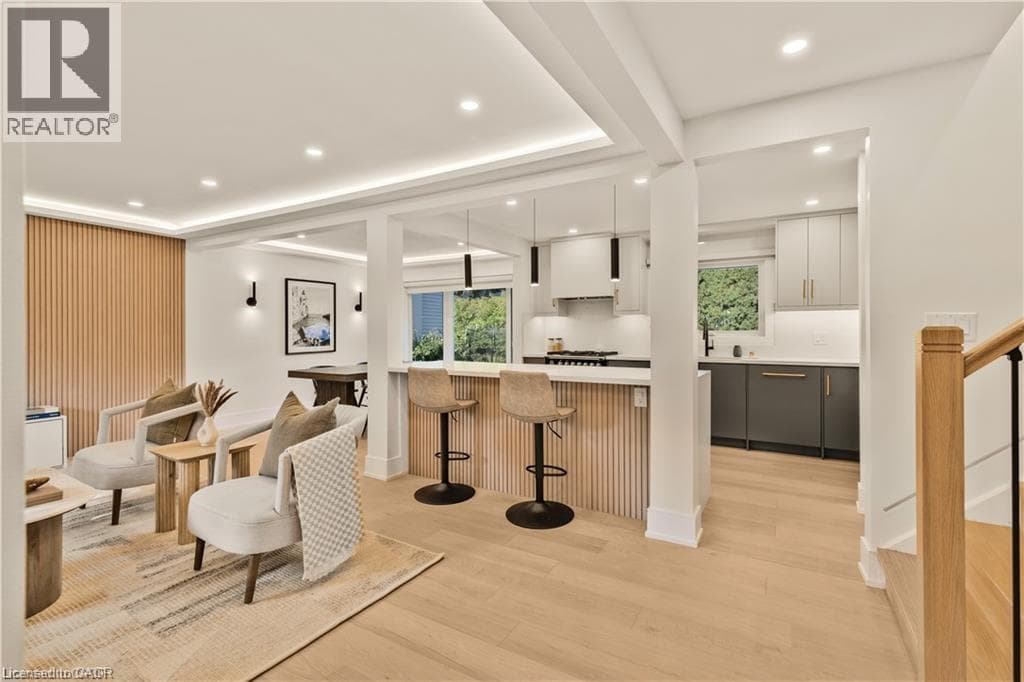 257 STRATHCONA DRIVE — photo 5