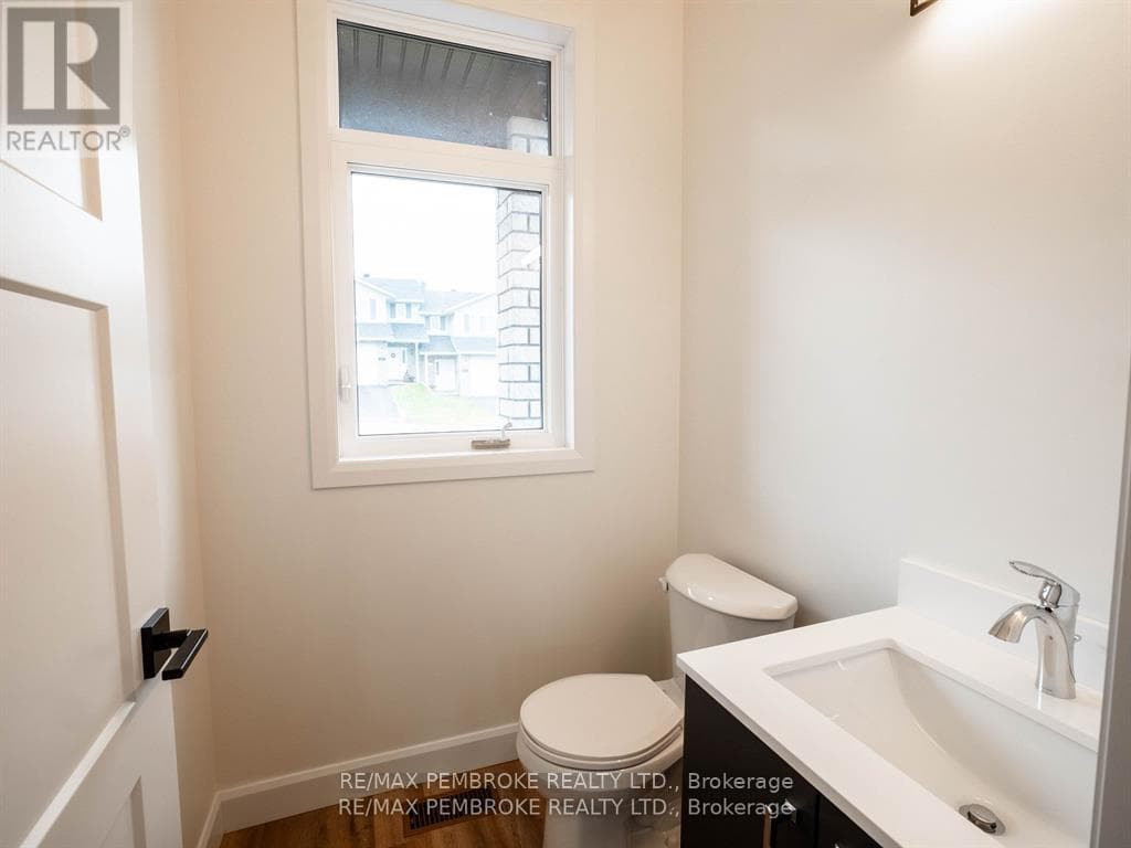11 NORTHBROOK STREET — photo 5
