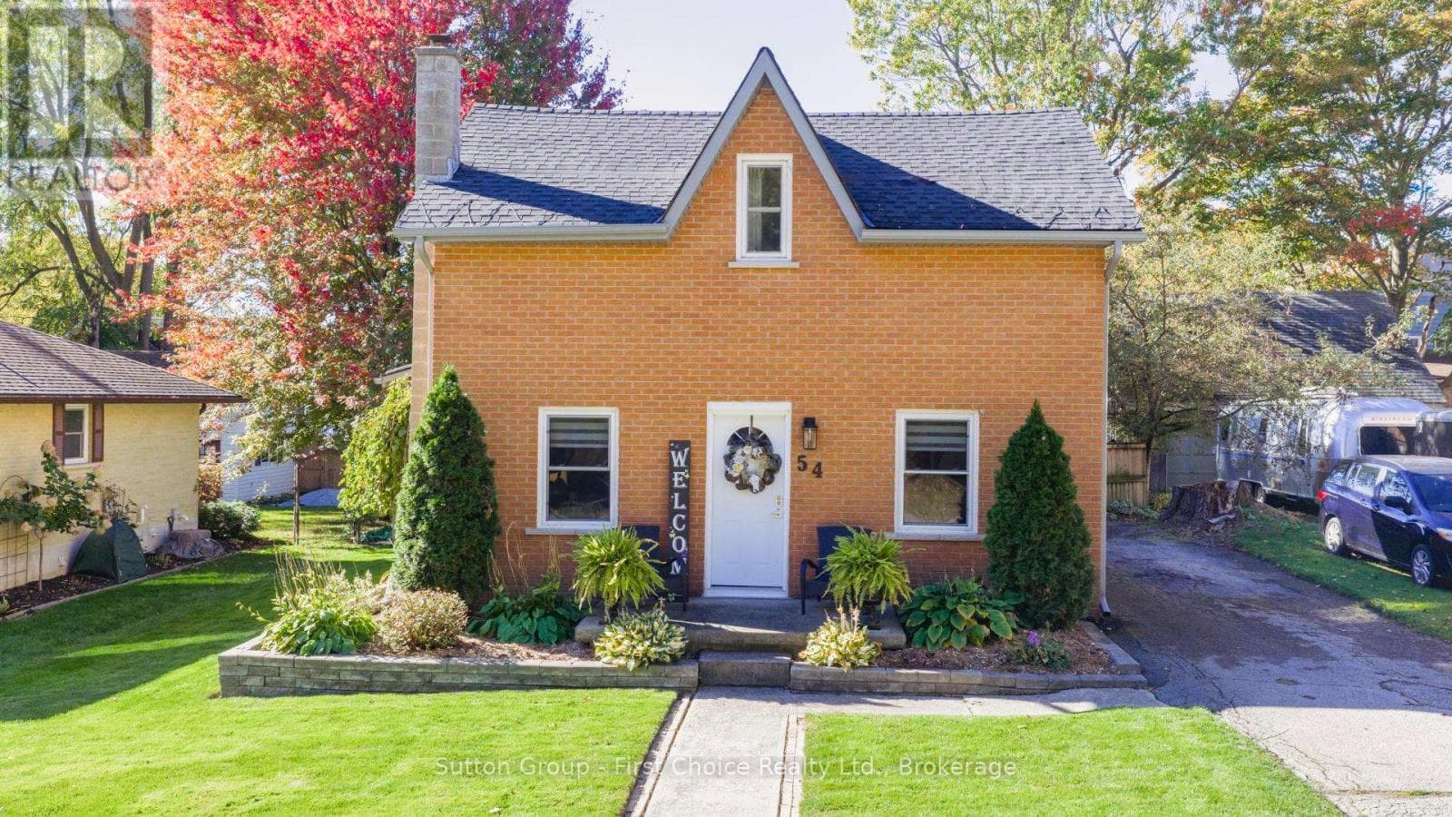 54 WATERLOO STREET — photo 4