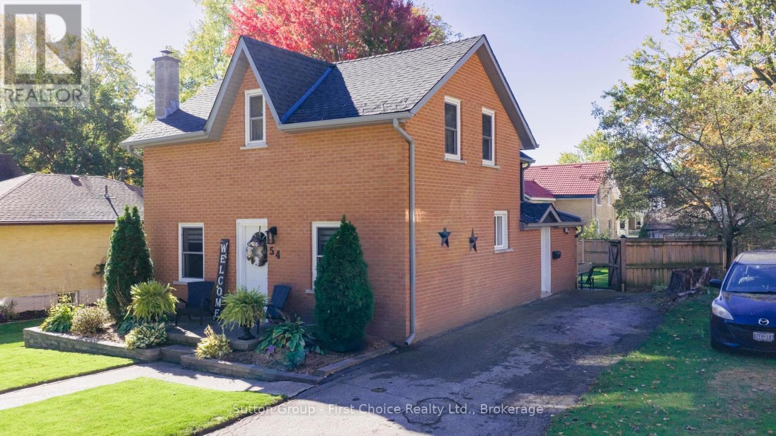 54 WATERLOO STREET — photo 5
