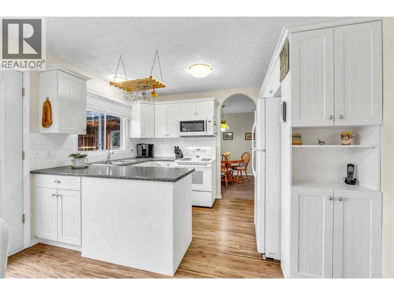 2887 ABERDEEN ROAD, Interior REALTORS® — photo 3