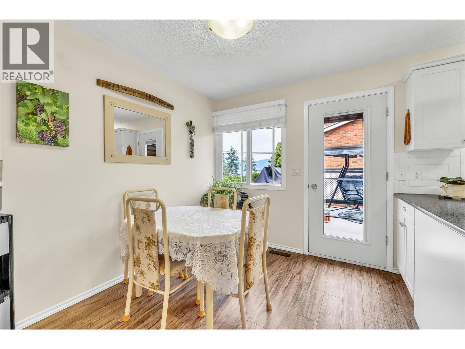 2887 ABERDEEN ROAD, Interior REALTORS® — photo 4