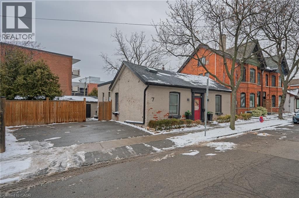 7 FOSTER STREET in Corktown