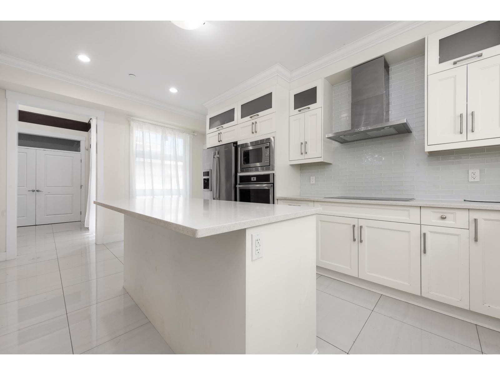 13766 NORTH BLUFF ROAD, Fraser Valley — photo 5