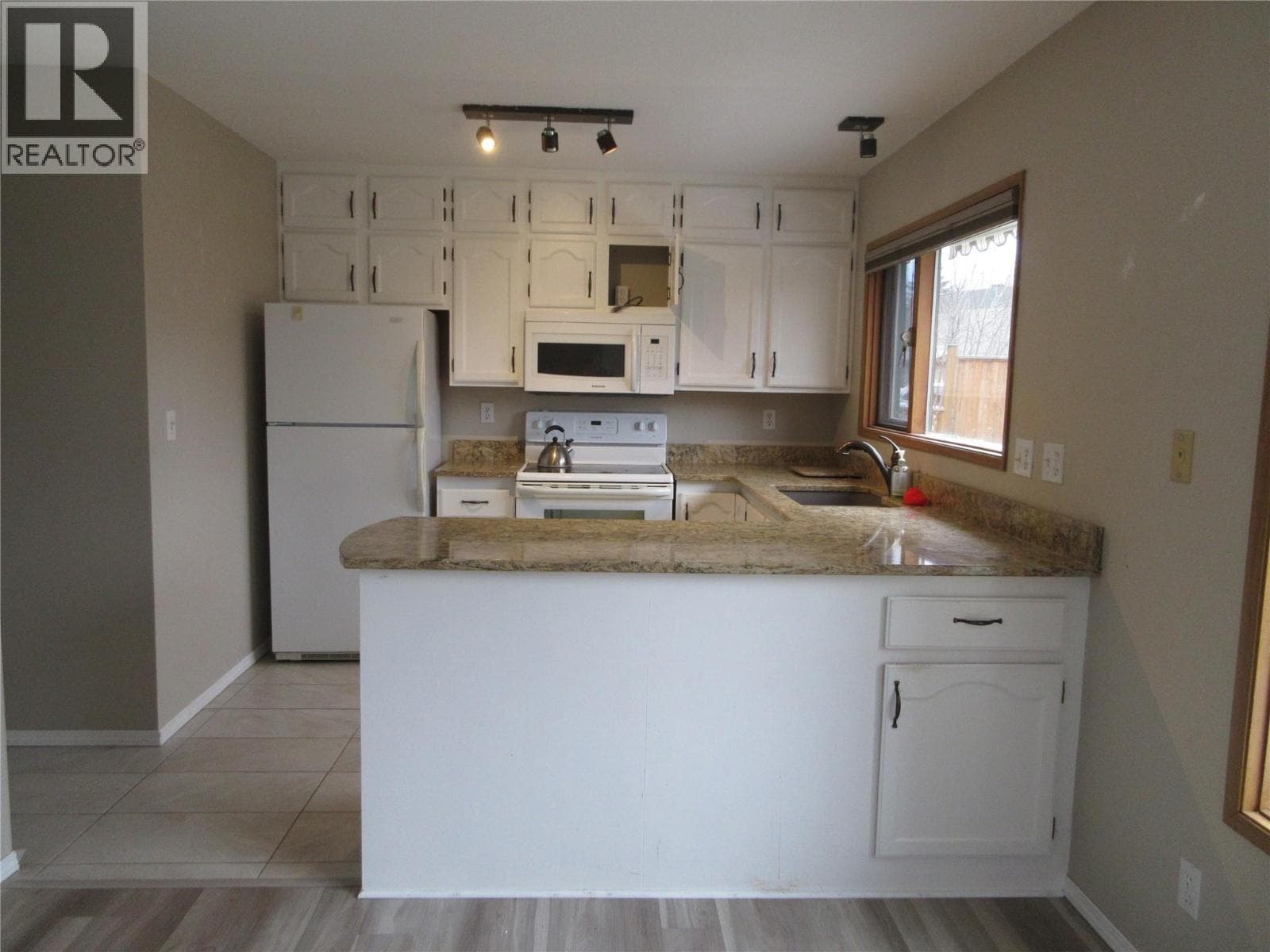 415 Commonwealth Road Unit# 3402 — photo 2