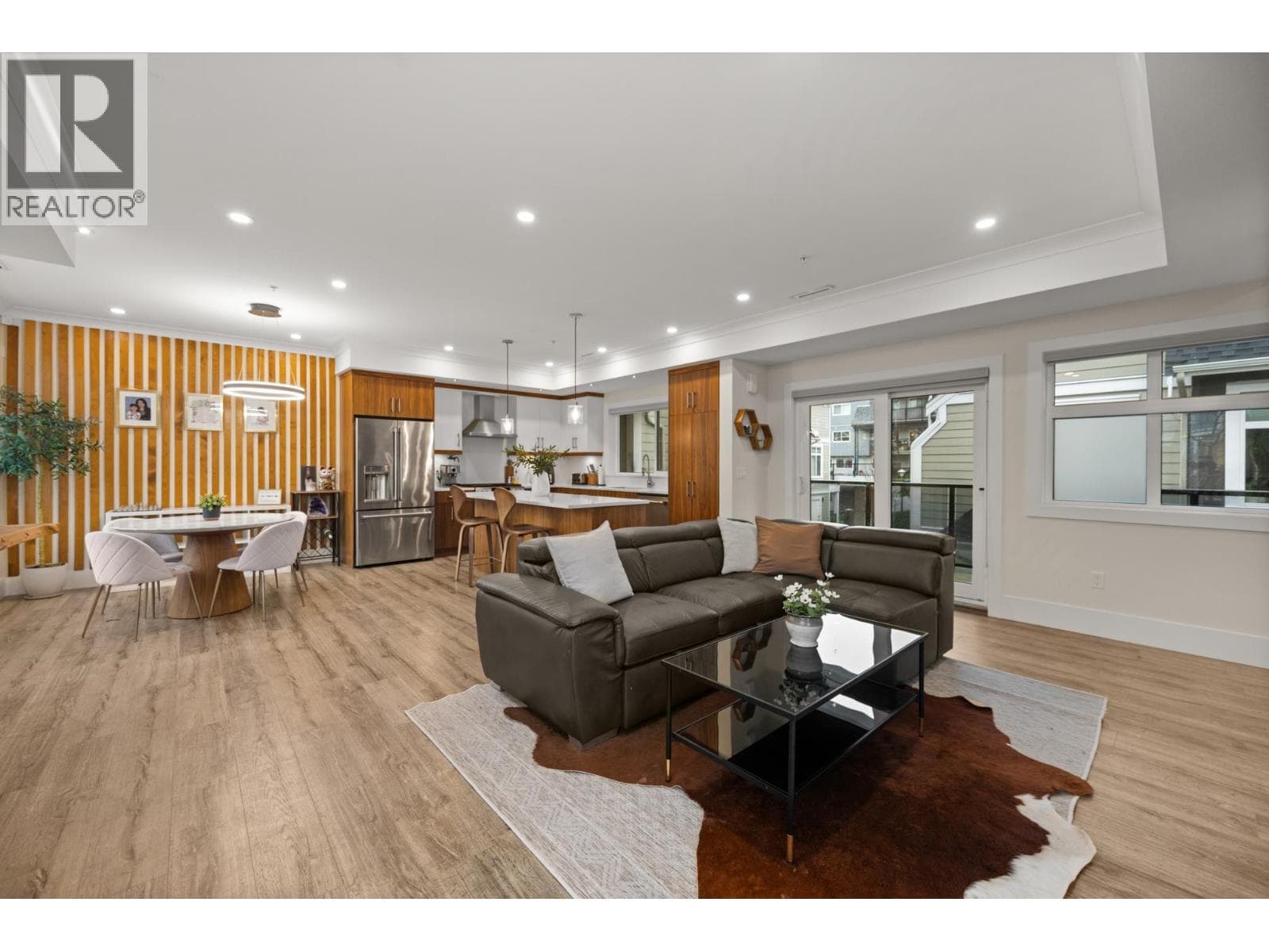 4931 47A AVENUE AVENUE — photo 4