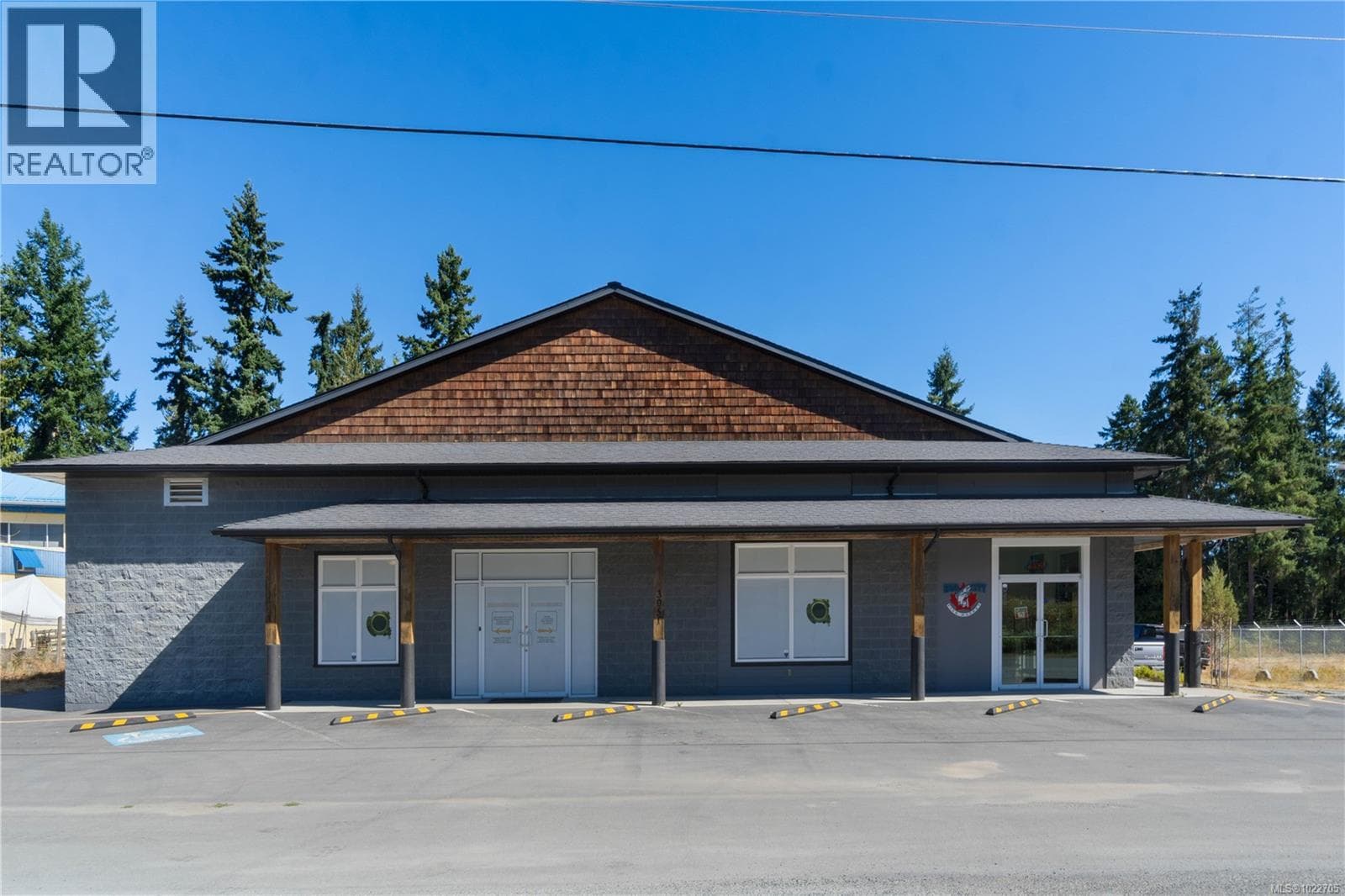 3051 Van Horne Rd in 