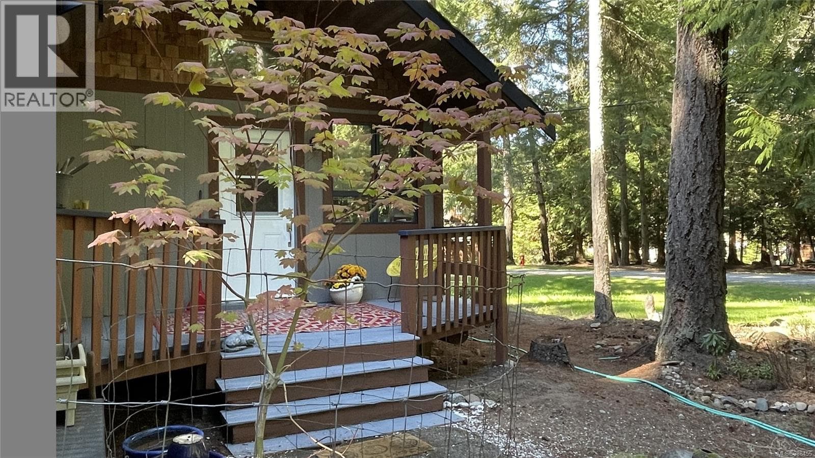 685 WEATHERS WAY — photo 4
