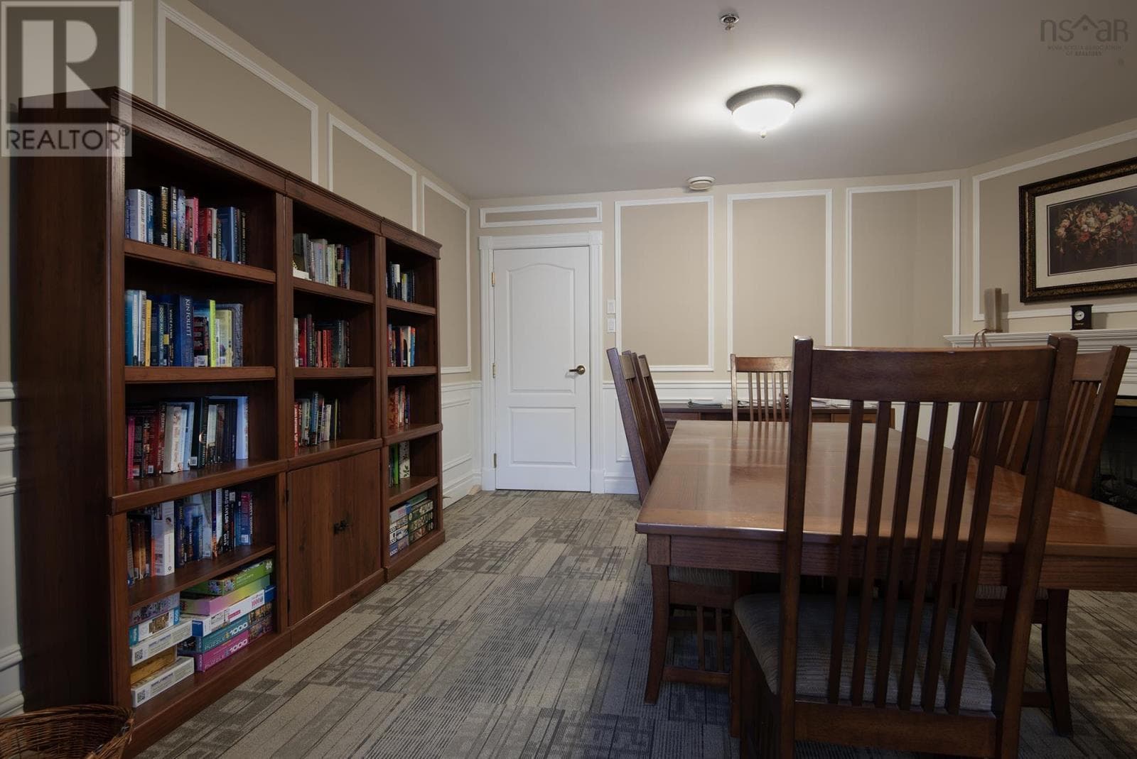 108 52 Whitehall Crescent, NSAR — photo 5