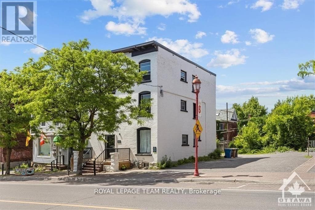 883 SOMERSET STREET WEST — photo 2