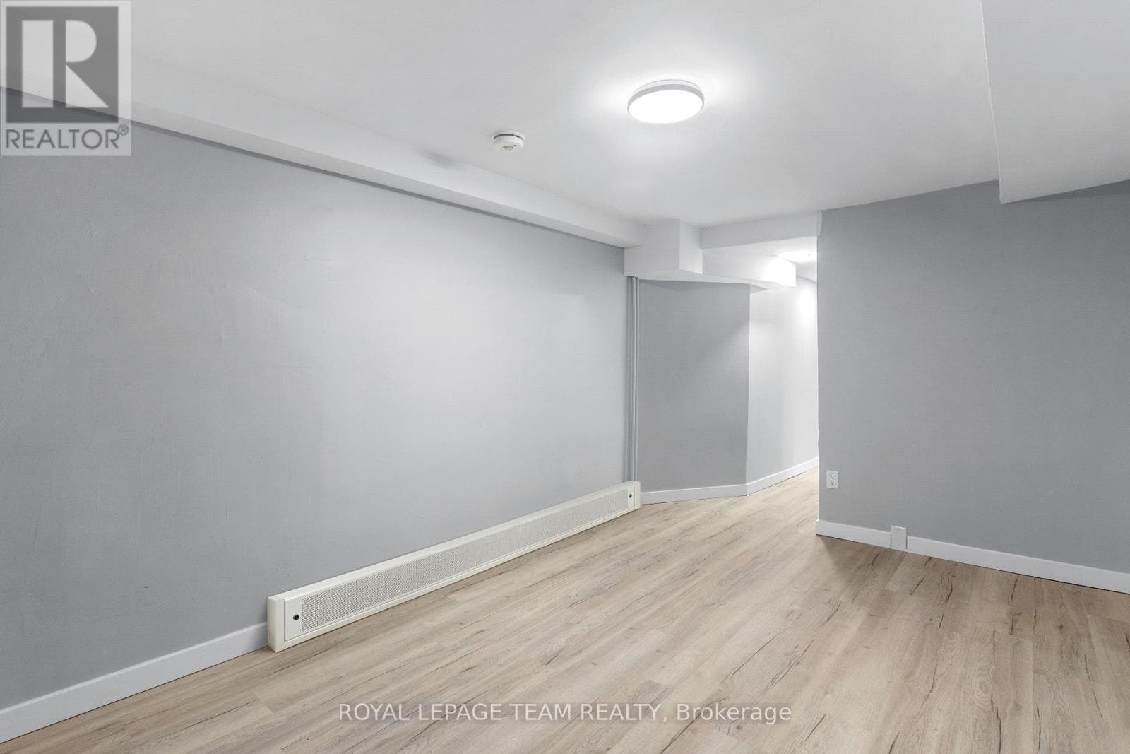 883 SOMERSET STREET WEST — photo 3